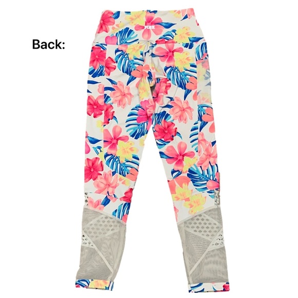 Tropical PINK Capri leggings size Small 🌸 - Picture 6 of 12